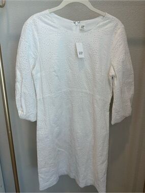 GAP White Eyelet Dress with Navy Logo